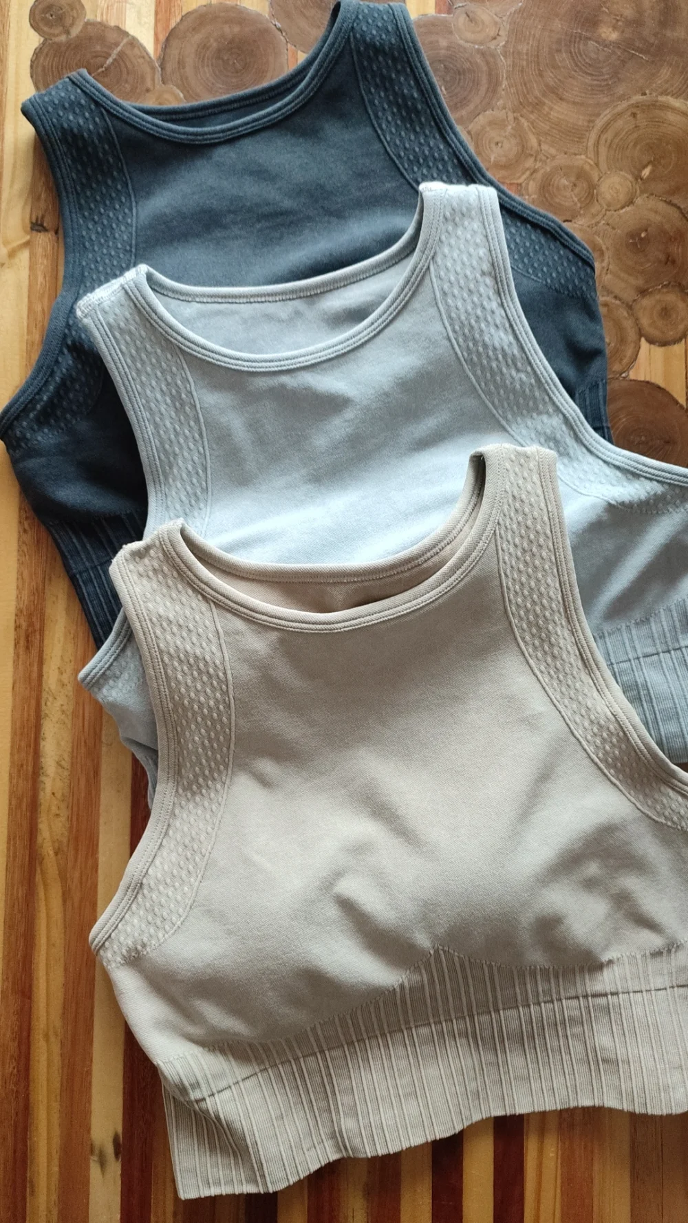 Crop Top Bretel Seamless efecto pre lavado - Imagen 6